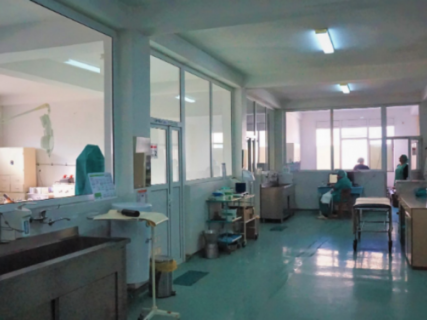 Rritet numri i fëmijëve të cilët mjekohen nga infeksionet respiratore në spitalin e Kumanovës
