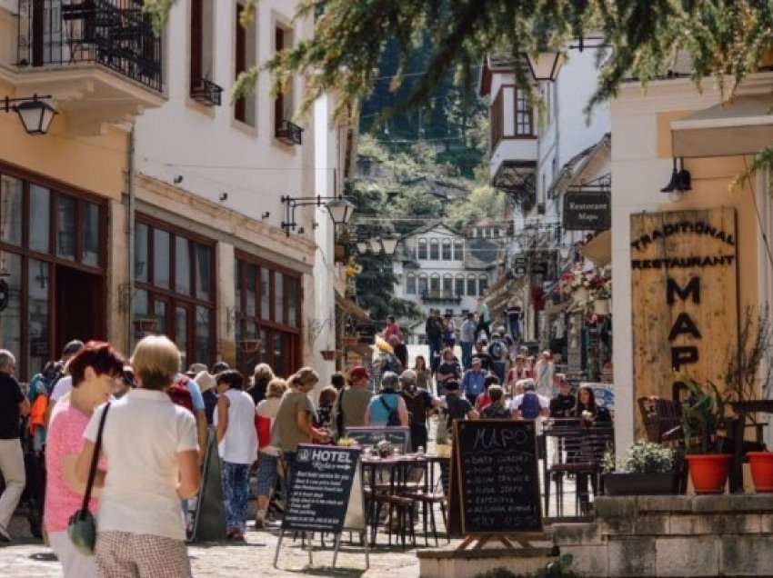 ​Fluks turistësh në Gjirokastër, 120 mijë prej fillimit të vitit