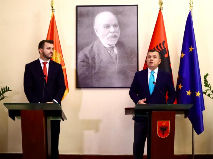 Balla pret në takim ministrin malazez Marash Dukajn: Forcojmë bashkëpunimin, shqiptarët faktorë paqeje në rajon