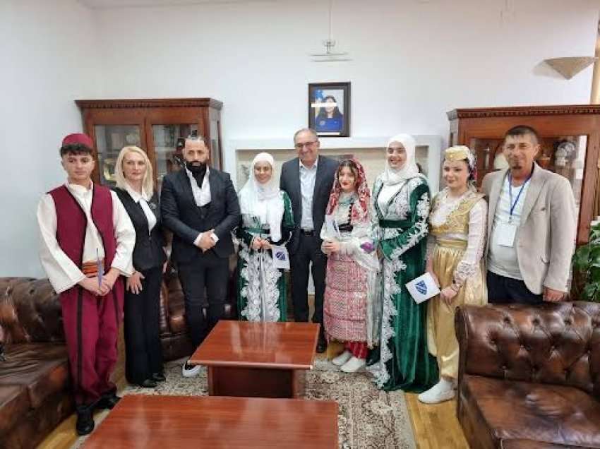 Kryetari i Prizrenit, Shaqir Totaj, shënoi Ditën Ndërkombëtare të Boshnjakëve