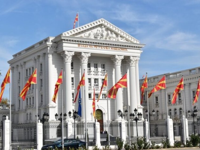 Qeveria e Maqedonisë ngrin çmimin e pemëve dhe perimeve