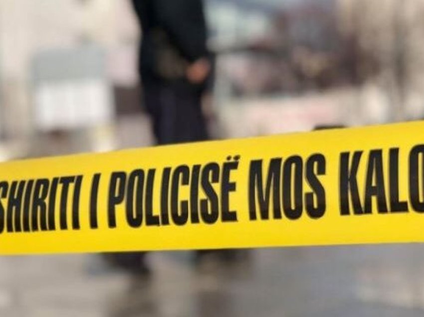 Një person gjendet i varur në një lis në Rahovec, policia jep detaje