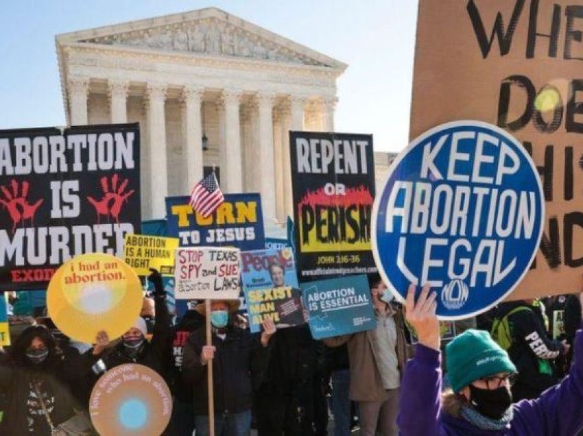 Aborti betejë mes republikanëve e demokratëve, gjykatat në ShBA me vendime të ndryshme