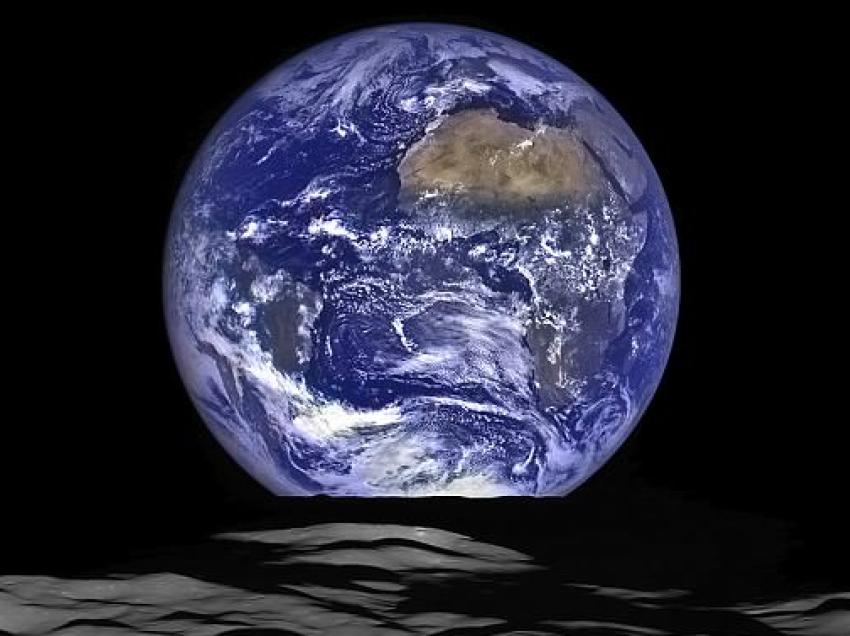 Shkencëtarët: Ditët në Tokë po zgjaten ndërsa hëna po largohet vazhdimisht nga Toka