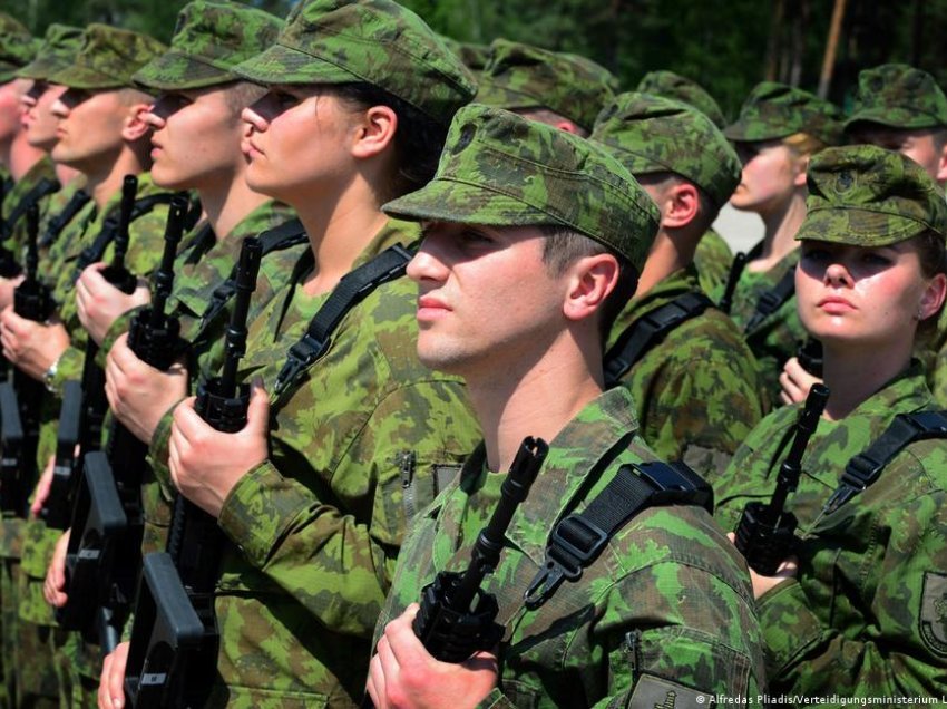 Letonia rikthen shërbimin e detyrueshëm ushtarak për të gjithë meshkujt 18-27 vjeç