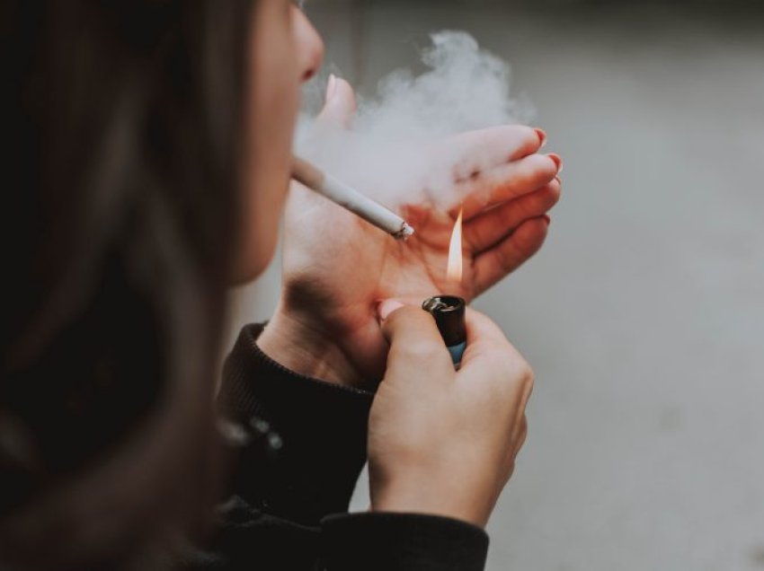 Në Kosovë rreth 33 për qind e qytetarëve janë duhanpirës