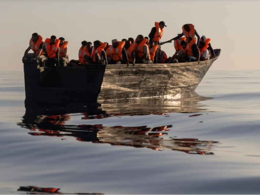 OKB: Mbi 400 migrantë kanë vdekur në Mesdhe gjatë këtij viti