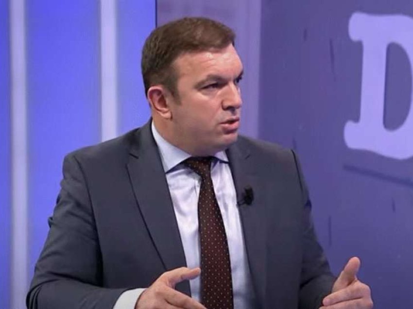 “Të rinjtë po ikin”: Deputeti i VV-së i kërkon ministres Hajdari krijimin e zonës ekonomike në Podujevë