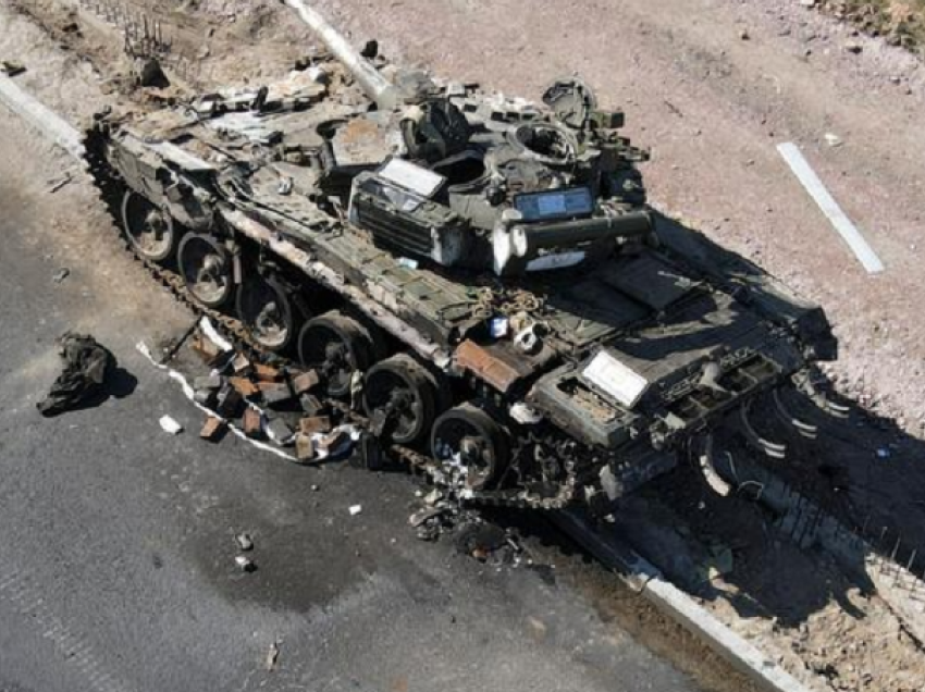 Britania: Rusisë i janë shkatërruar më shumë së 10 mijë automjete ushtarake