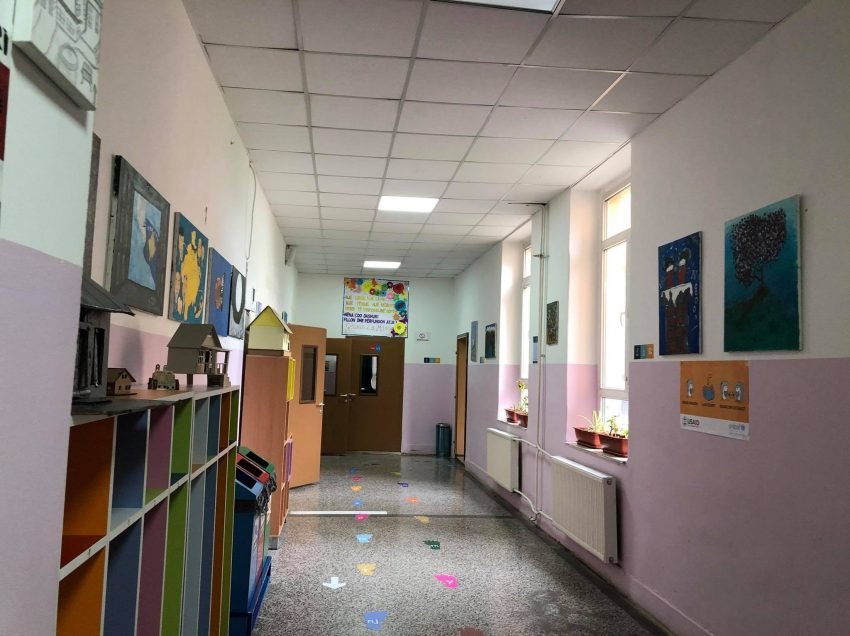 Migrimi po zbrazë shkollat e Kosovës