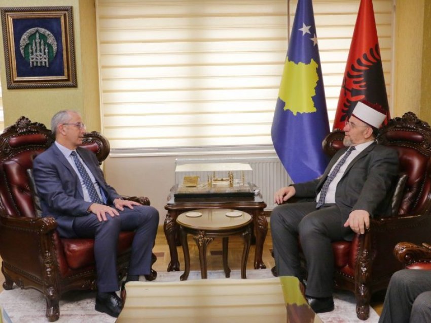 Myftiu Tërnava pret në takim shefin e misionit të OSBE-së në Kosovë