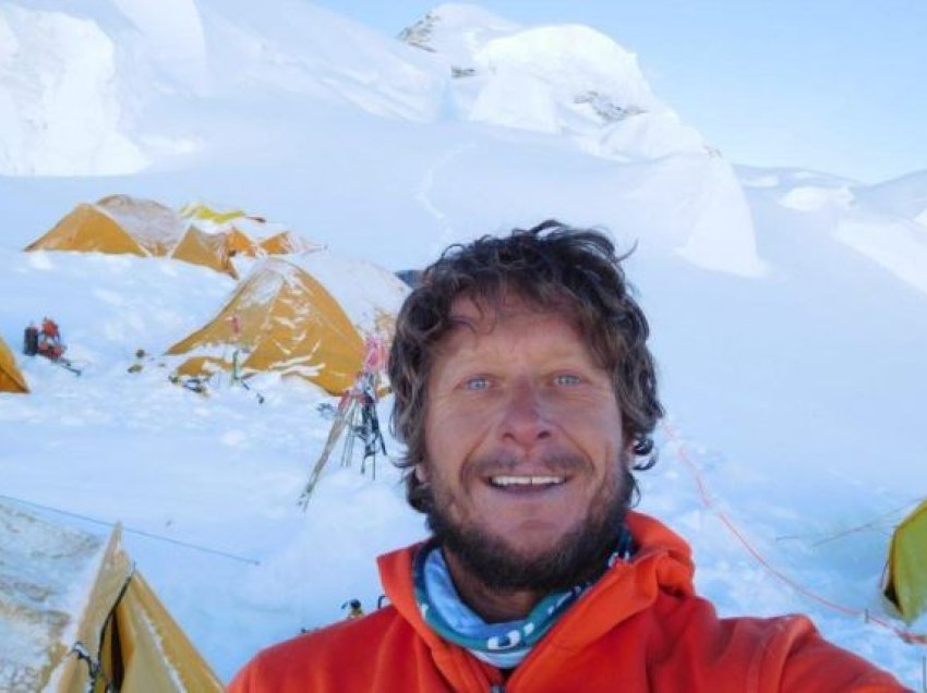 Vdiq alpinisti i njohur derisa po zbriste nga maja e Annapurnës 