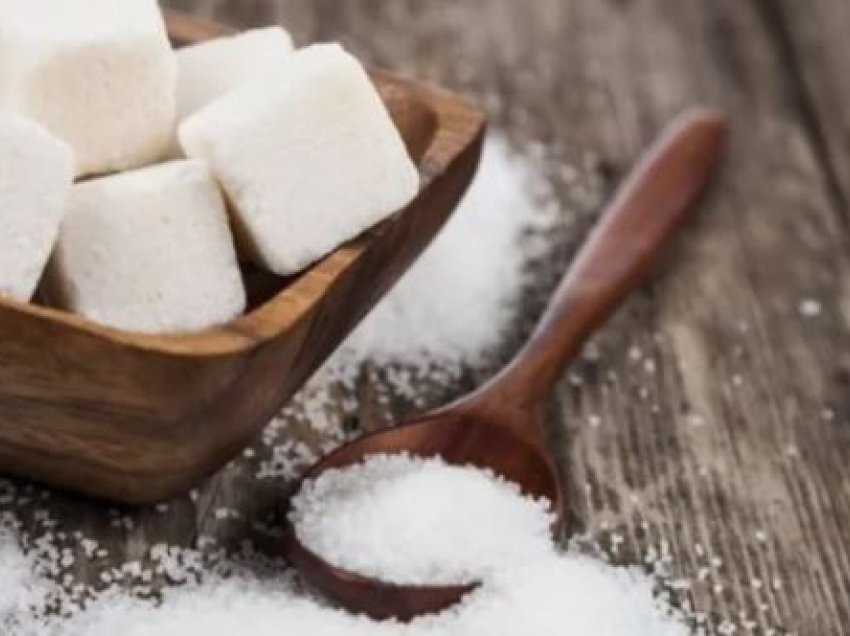 E dini si ndikon sheqeri i tepërt në organizmin tuaj?