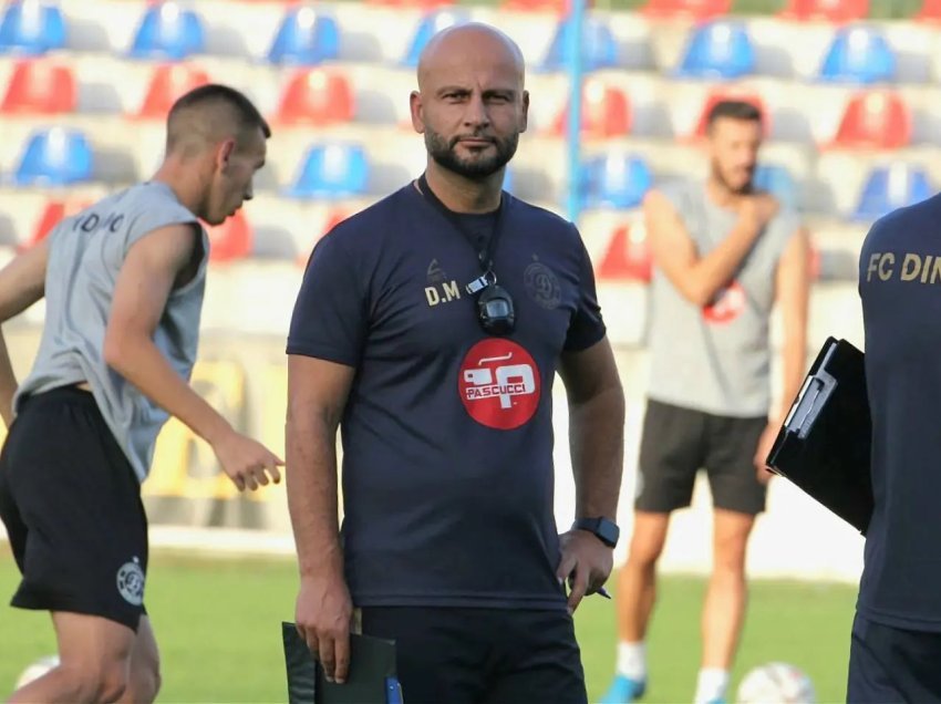 Dinamo ndahet me trajnerin