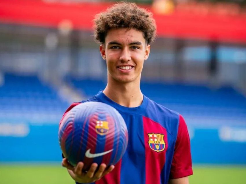 Barcelona zyrtarizon firmën me talentin 16-vjeçar