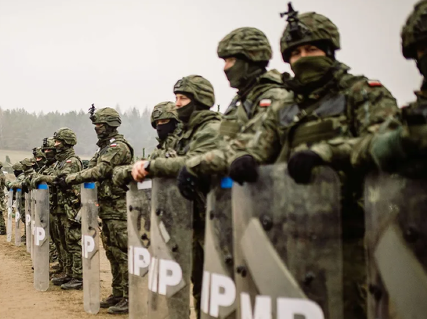 “Erë lufte” në Poloni, Rusia e ka gjetur “thembrën e Akilit” të NATO-s - ja lëvizja që do të aktivizonte nenin 5