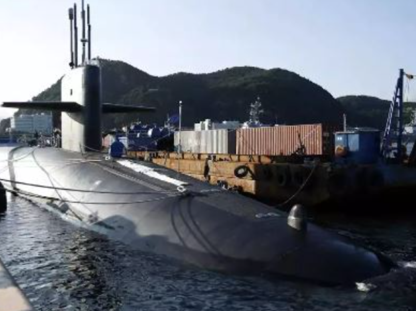 Putin do të pajisë nëndetëset bërthamore me raketa hipersonike me rreze të gjatë