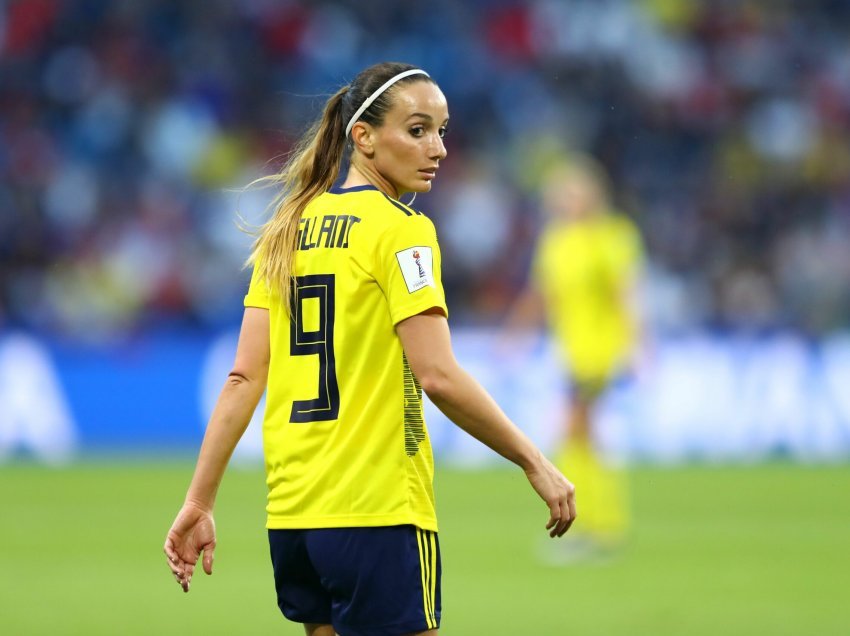 Asllani e drejton sot Suedinë, për një vend në finale të Botërorit