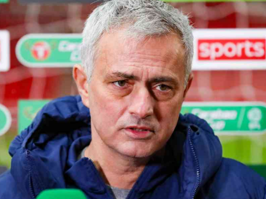 Jose Mourinho kërkon sulmuesin shqiptar