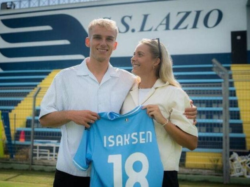 Sulmuesi i ri i Lazios vjen në kryeqytet me të dashurën, edhe ajo golashënuese