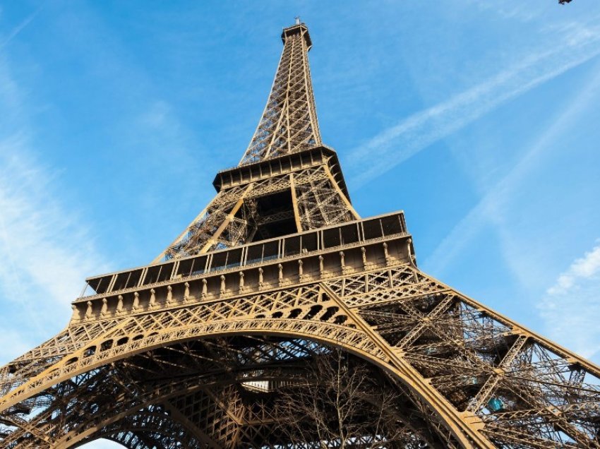Pse Kulla Eiffel është më e lartë në verë?