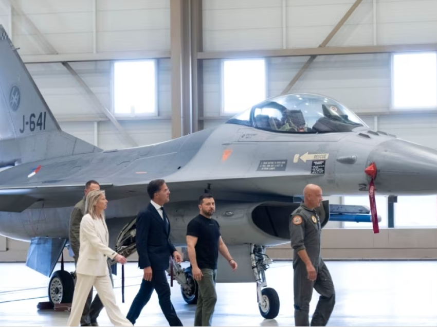 VOA: Danimarka dhe Holanda do të furnizojnë Kievin me avionë luftarakë F-16