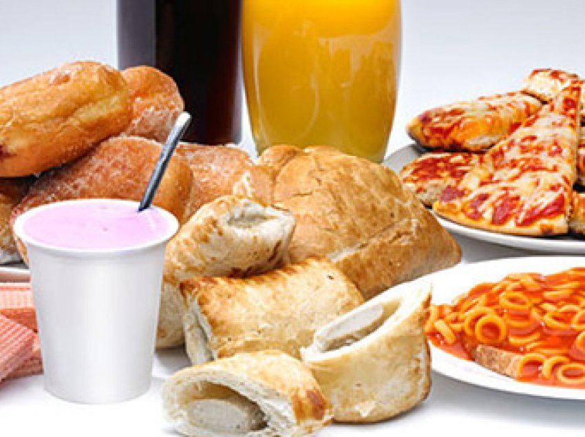 Ushqimet më të zakonshme që shkaktojnë kancer