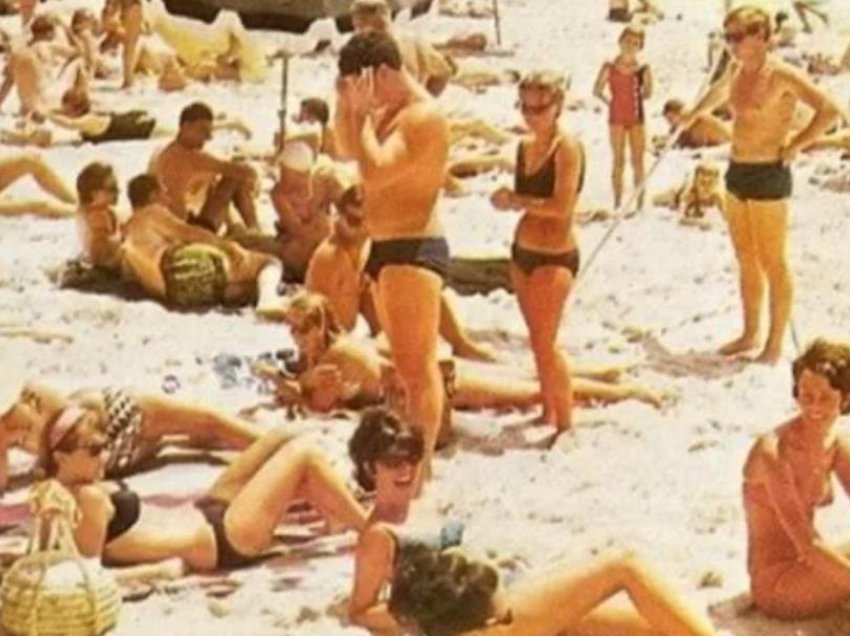 Pse të gjithë njerëzit janë të dobët në fotot e vjetra të plazhit? Një shkrimtar del me shpjegim