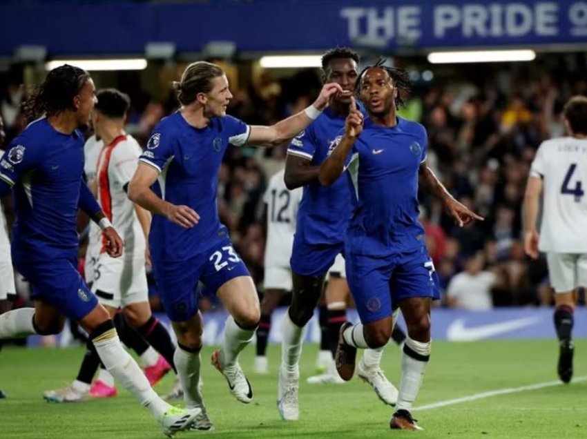 Chelsea merr fitoren e parë të sezonit