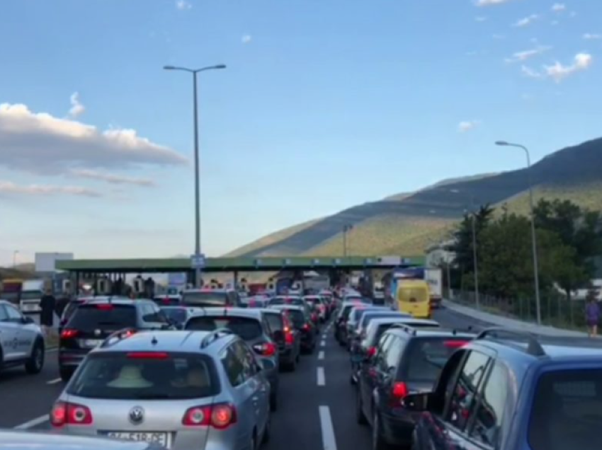 Fundjava e fundit e gushtit, më shumë se 36 mijë qytetarë nga Kosova kanë hyrë në Shqipëri në 24 orët e fundit