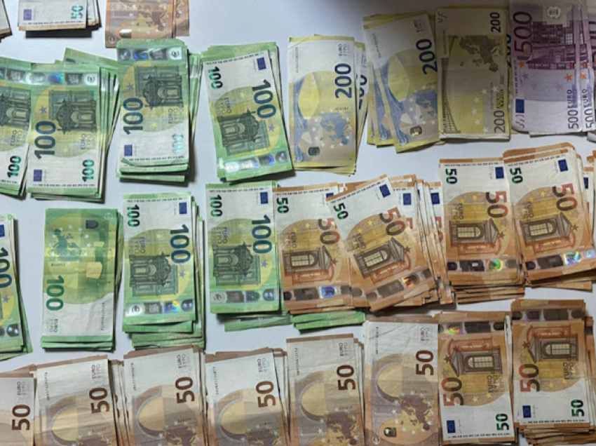 Morinë/ Tentoi të fuste ilegalisht mbi 32 mijë euro, procedohet 37-vjeçari