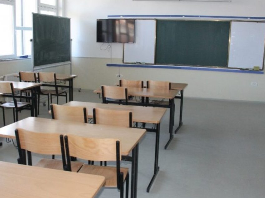 ​Gjysma e nxënësve në Kaçanik ende pa tekste shkollore