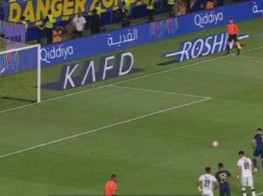 Ronaldo kalon Al Nassr në epërsi nga penalltia