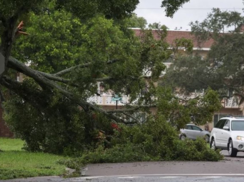 Uragani i fuqishëm Idalia arrin në Floridë