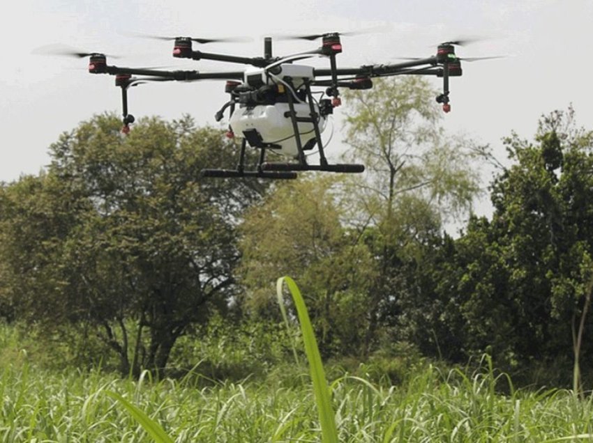 Ministrisë së Bujqësisë i dhurohen dy dronë