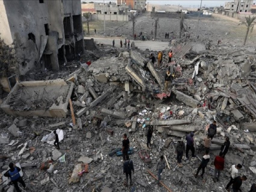 ​32 palestinezë të vrarë dhe shumë të plagosur brenda 3 orëve pas përfundimit të pauzës humanitare në Gaza