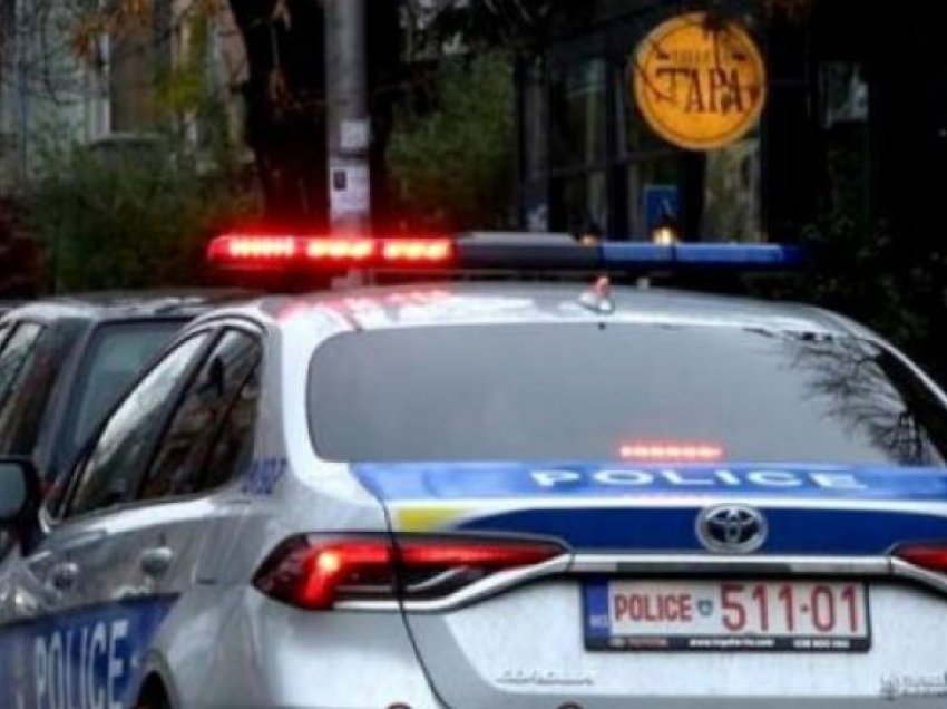 Vetura e Policisë përfshihet në një aksident në Mitrovicë