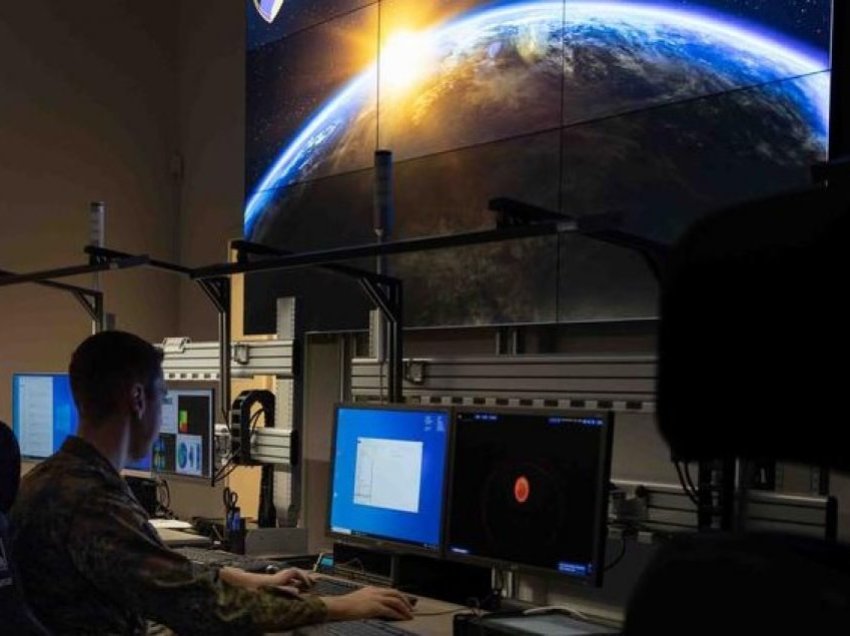 Ushtria gjermane planifikon të dërgojë dy satelitë të tjerë në hapësirë