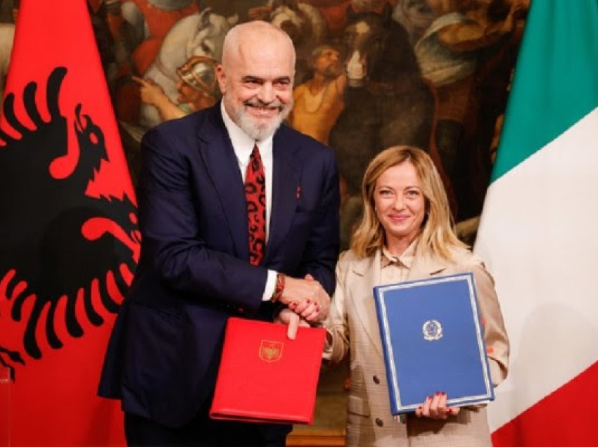 ​Gazeta italiane zbardh kostot e marrëveshjes: 300 milionë euro për refugjatët në Shqipëri