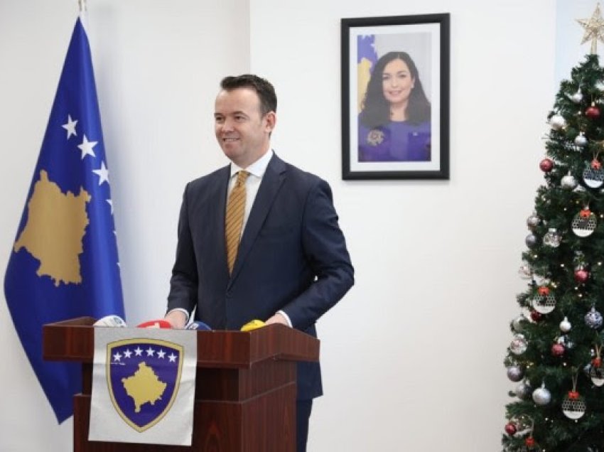 Ministri Faton Peci e vlerëson të suksesshëm 2023-tën për bujqësinë në Kosovë