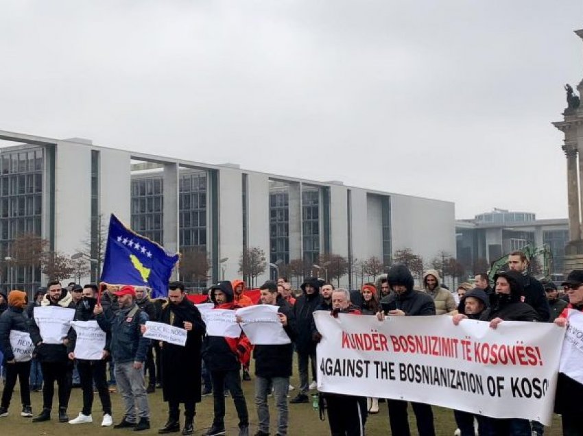 Me thirrjen “kundër bosnjëzimit të Kosovës”, në Gjermani protestohet kundër Asociacionit