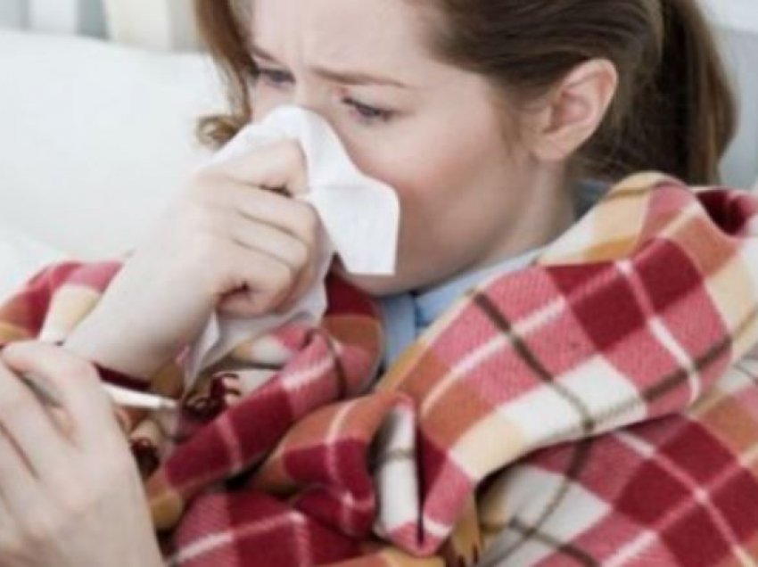 Disa këshilla se si mund të shmangni gripin kur gjithë të tjerët afër jush janë të sëmurë