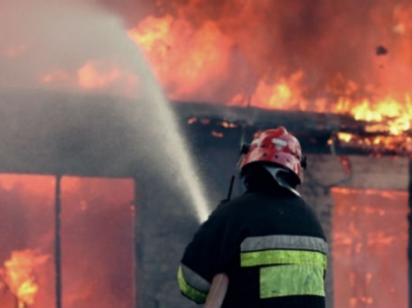 Tërhiqet Greqia, pranon zjarrfikësit/ Më shumë se 60 trupa nga Shqipëria do të shkojnë për ndihmë