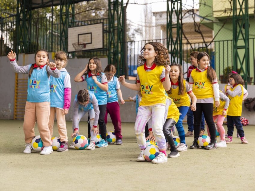 “Playmakers” po kthehet në një projekt mjaft të dashur për vajzat e vogla kudo në Shqipëri