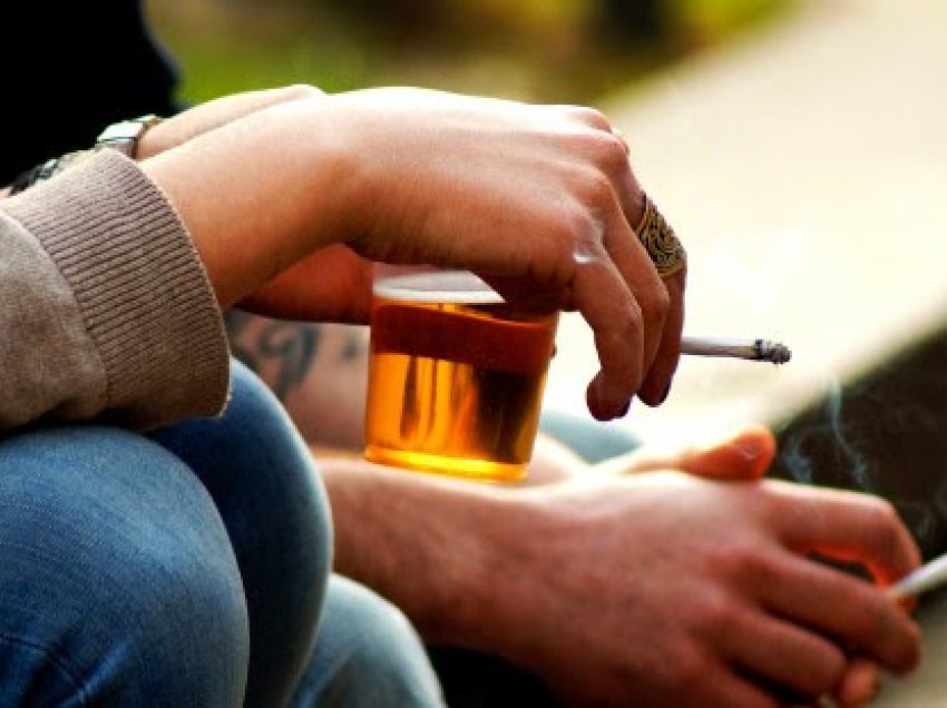 ​Eurostat: Shqiptarët pinë më pak alkool