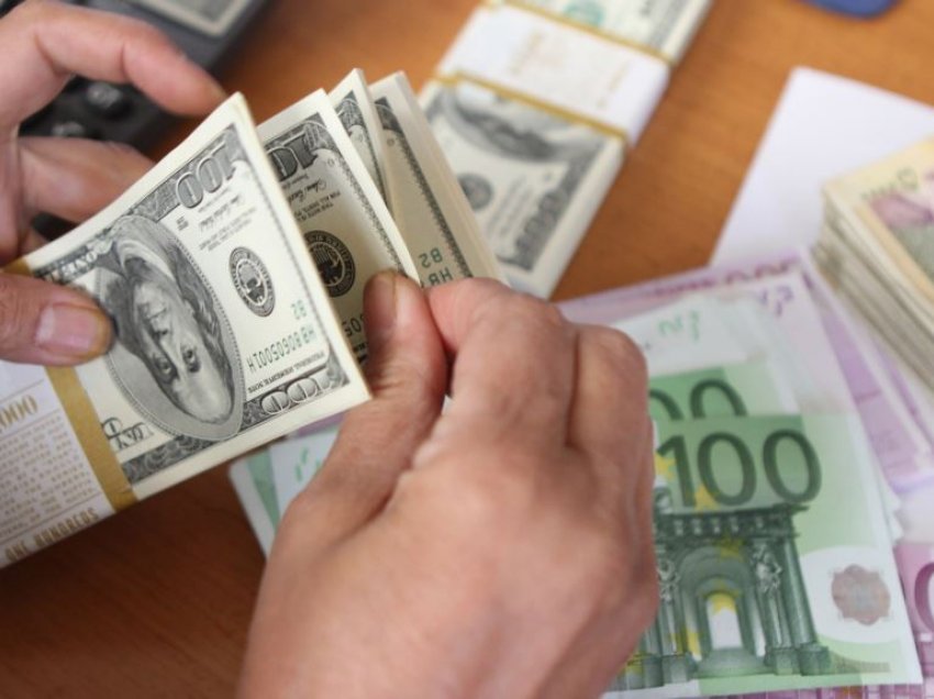 Rritja e pagës minimale në muajin mars mund të shkaktojë kaos në sektorin privat në Maqedoninë e Veriut 