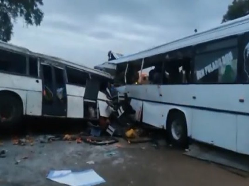 ​Përplasja e dy autobusëve në Senegal, të paktën 40 të vdekur