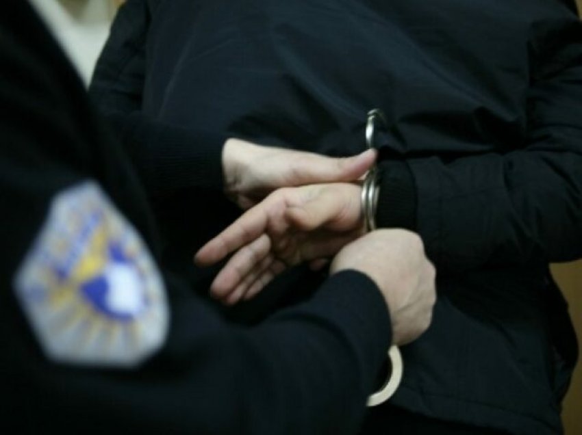 Tre persona arrestohen për ngacmim seksual në Ferizaj