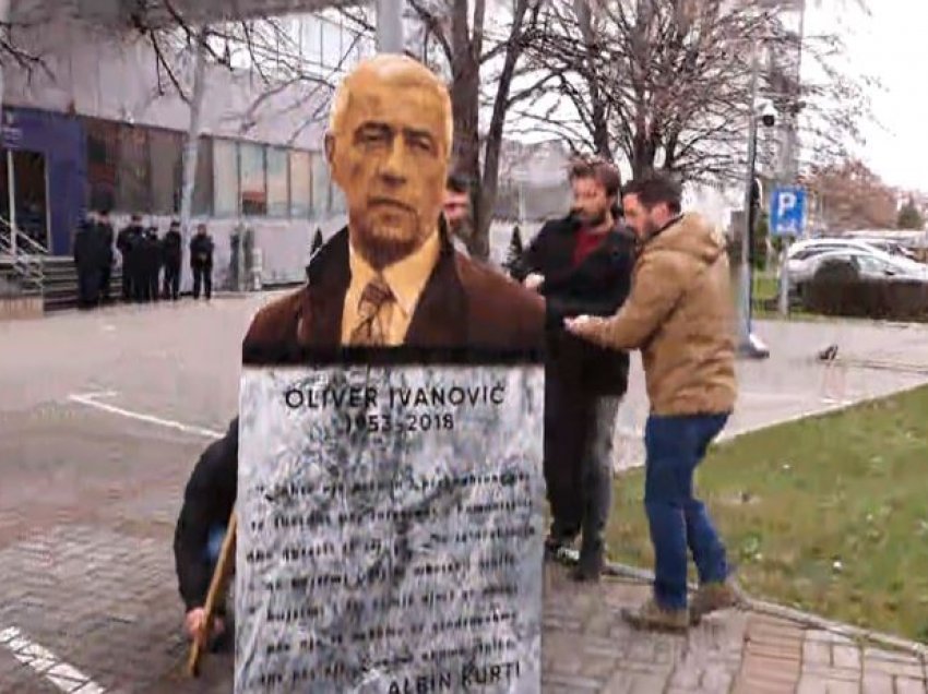 PSD e vendos panon e Ivanoviqit para qeverisë, Molliqaj: Deklarimet e Kurtit ishin skandaloze