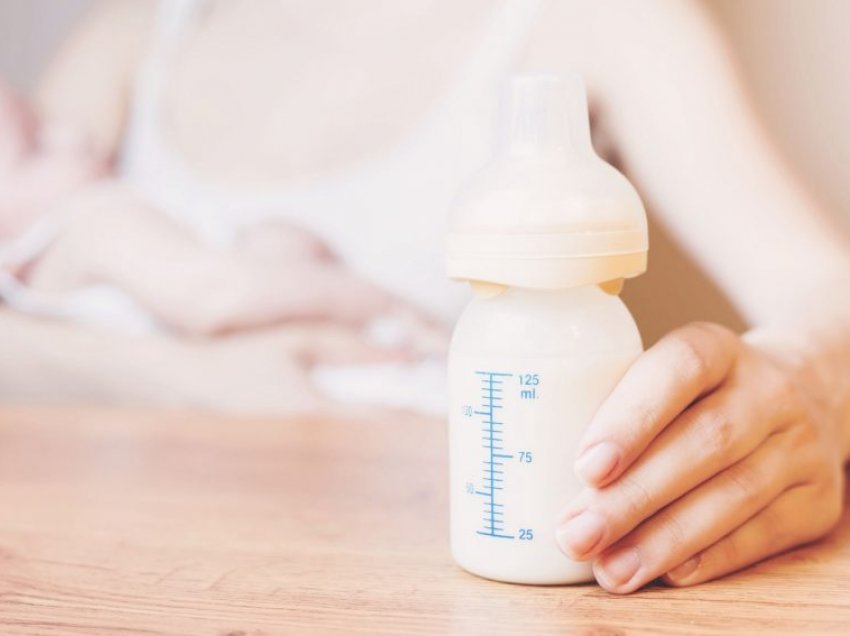 Qumështi i gjirit po rrit shëndetin e zorrëve tek të rriturit, thotë studimi